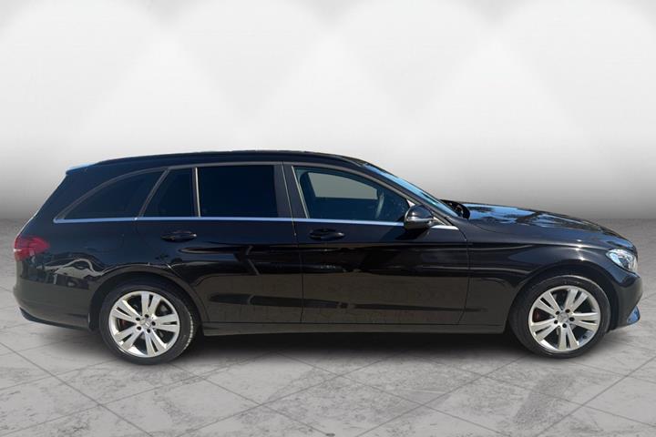 Sort Mercedes C220 d fra 2016