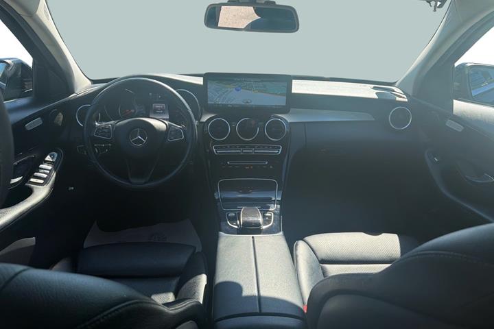 Sort Mercedes C220 d fra 2016