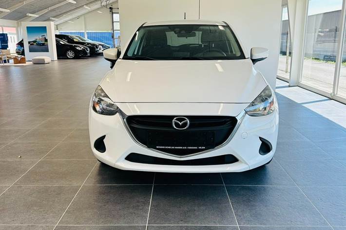 Hvid Mazda 2 fra 2018