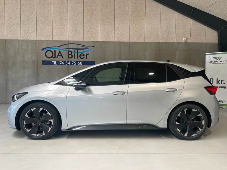 Cupra Born 77 e-Boost Dinamica Pack High