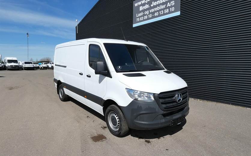 Mercedes Sprinter 317 2,0 CDi A2 Kassevogn aut. RWD