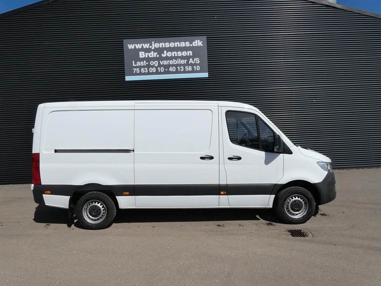 Mercedes Sprinter 317 2,0 CDi A2 Kassevogn aut. RWD