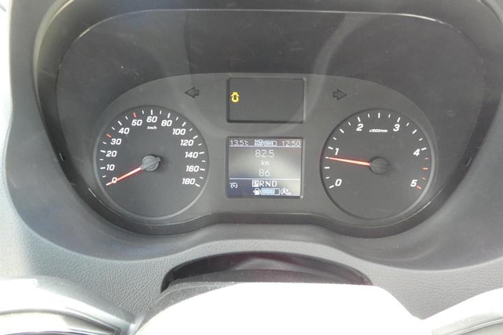 Hvid Mercedes Sprinter 317 fra 2023