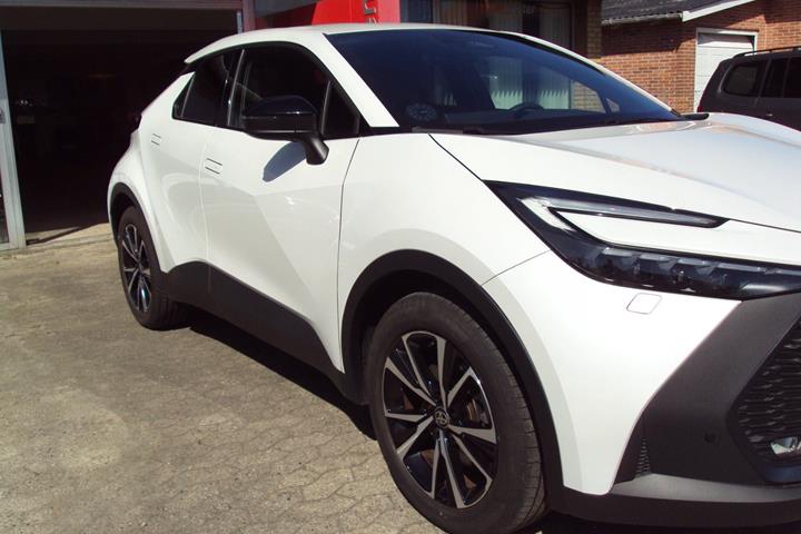 undefined Toyota C-HR fra 2024