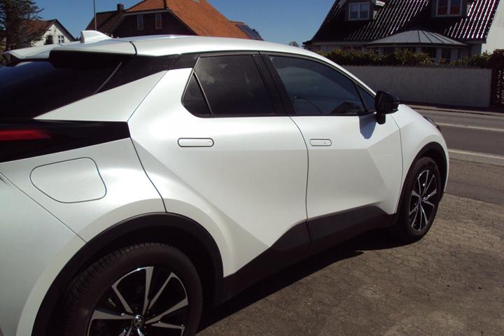 undefined Toyota C-HR fra 2024