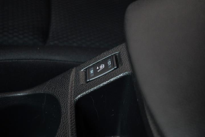 Grå Nissan Qashqai fra 2020