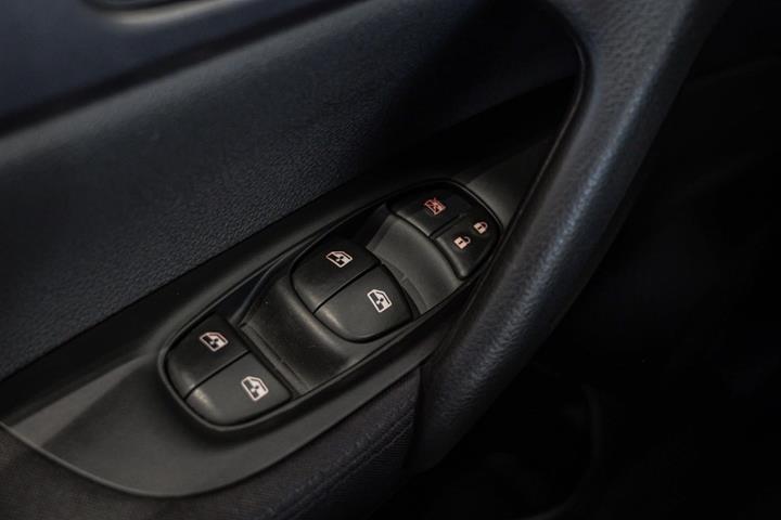 Grå Nissan Qashqai fra 2020