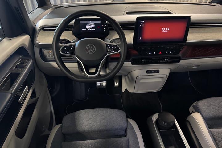 Hvid VW ID.Buzz fra 2023