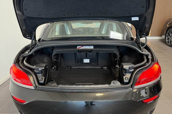 Sort BMW Z4 fra 2013