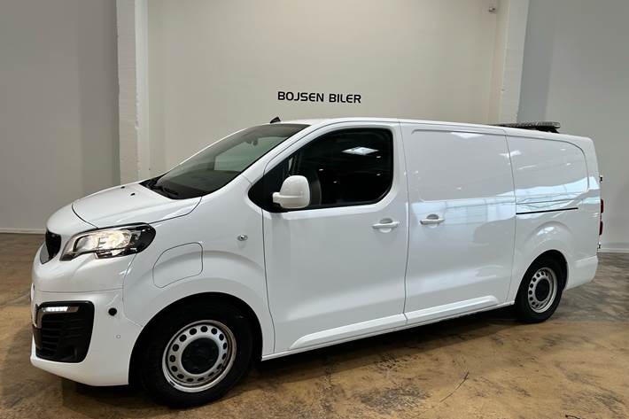 Hvid Peugeot e-Expert fra 2021