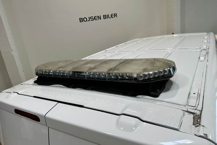 Hvid Peugeot e-Expert fra 2021