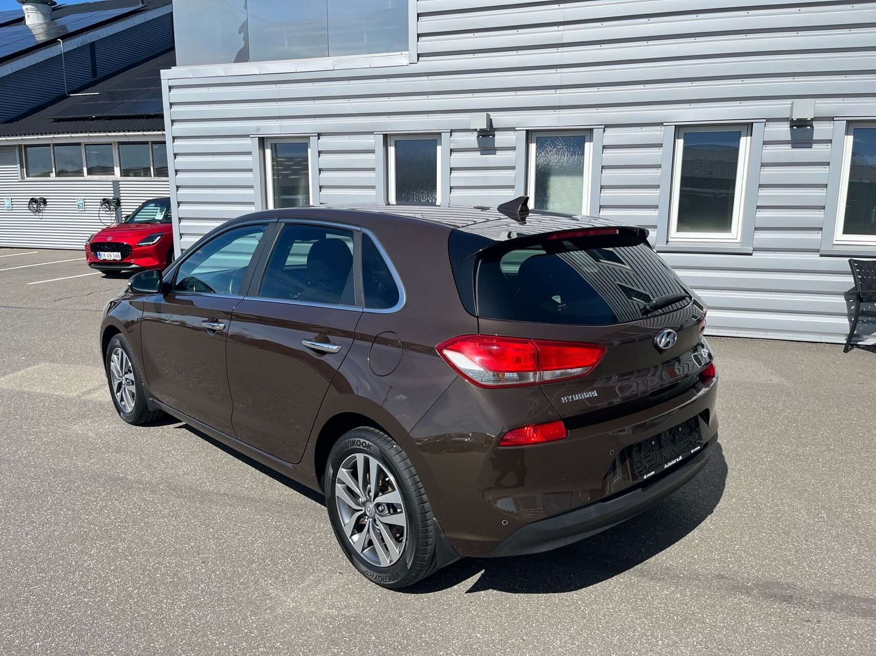 Brun Hyundai i30 fra 2017