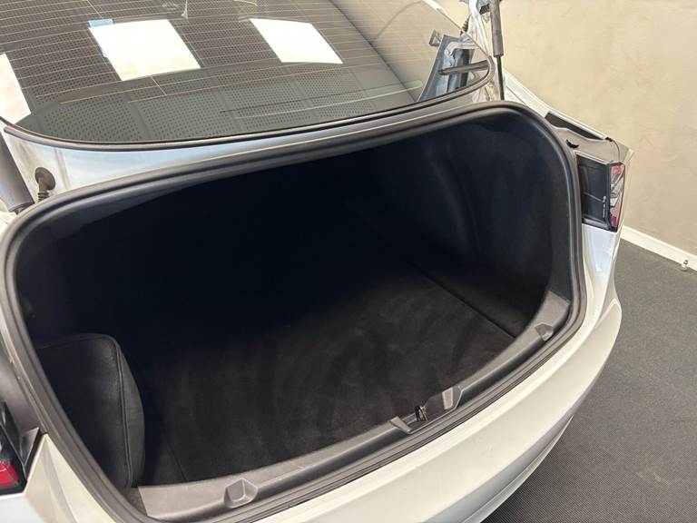 Tesla Model 3 EL Standard Range Plus 325HK Aut.