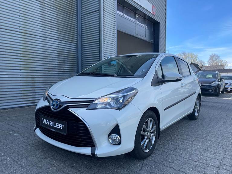 Toyota Yaris 1,5 Hybrid H2 E-CVT 100HK 5d Trinl. Gear