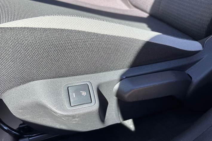 Grå Toyota Aygo fra 2021