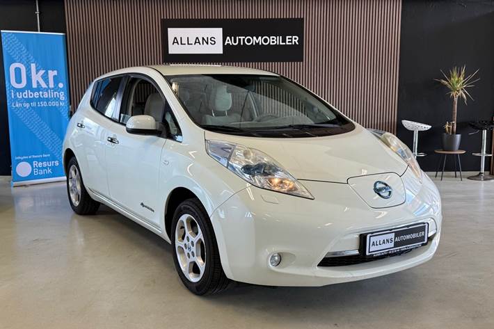 Hvid Nissan Leaf fra 2012