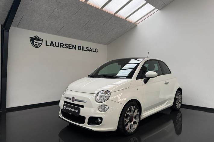 Hvid Fiat 500 fra 2014