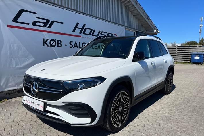 Hvid Mercedes EQB250 fra 2023