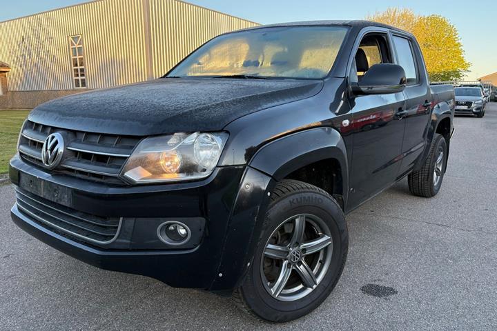 Sort VW Amarok fra 2012 set udefra