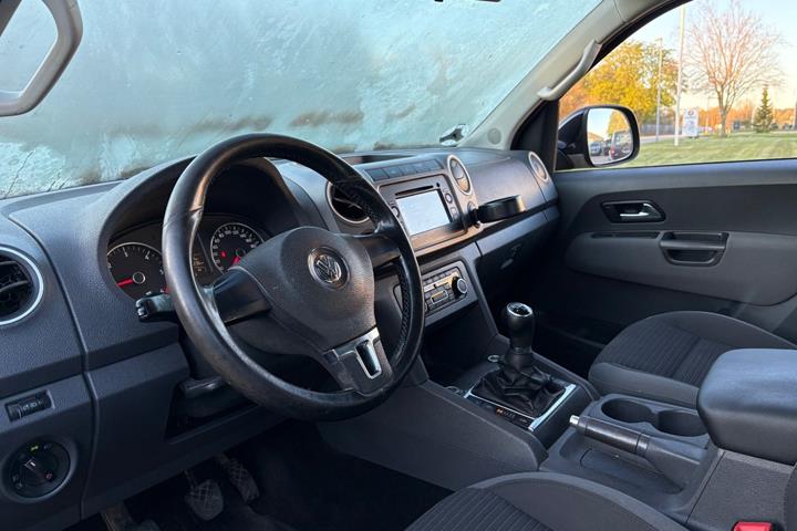 Sort VW Amarok fra 2012