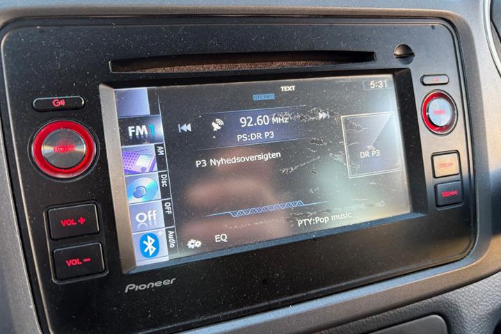 Sort VW Amarok fra 2012