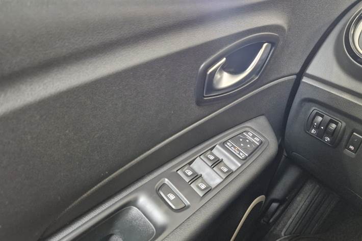 Hvid Renault Captur fra 2018