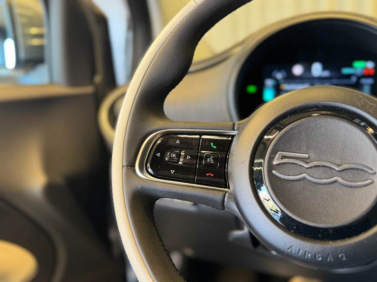 Fiat 500e 42 la Prima Cabrio