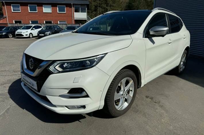 Hvid Nissan Qashqai fra 2019
