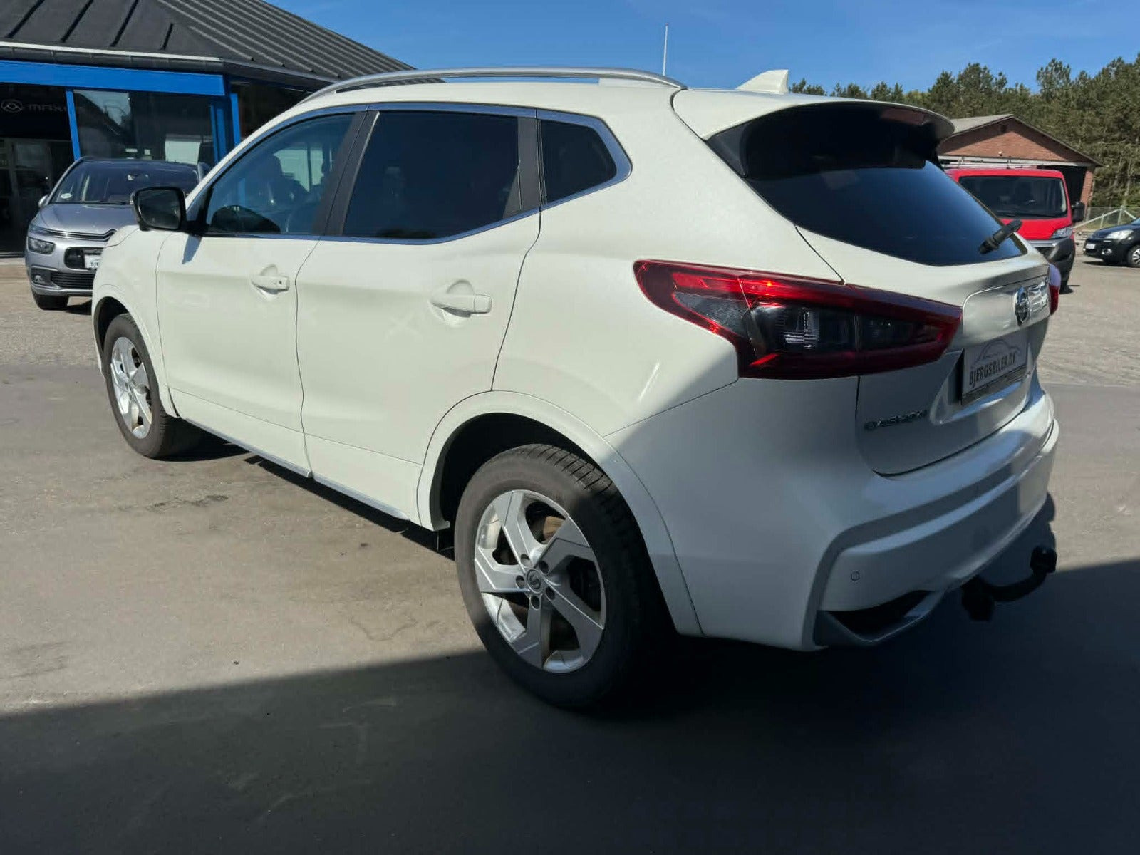 Hvid Nissan Qashqai fra 2019