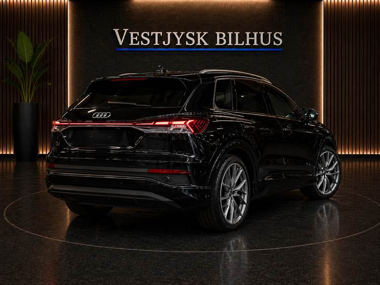 Audi Q4 e-tron 45 S-line