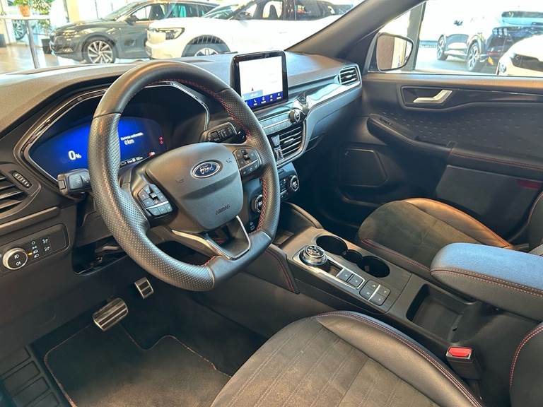 Ford Kuga 2,5 PHEV ST-Line X CVT