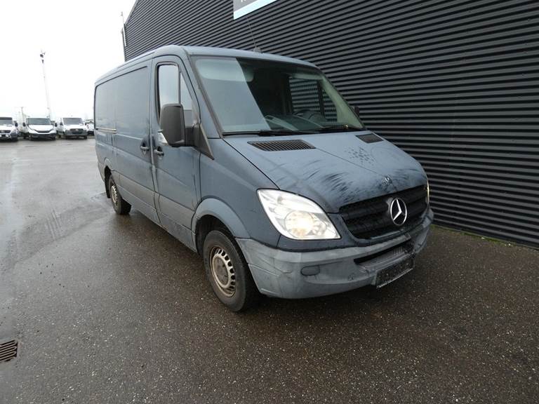 Mercedes Sprinter 216 2,2 CDi R2 Kombi