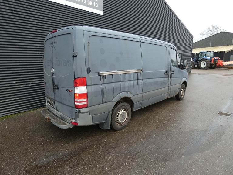 Mercedes Sprinter 216 2,2 CDi R2 Kombi