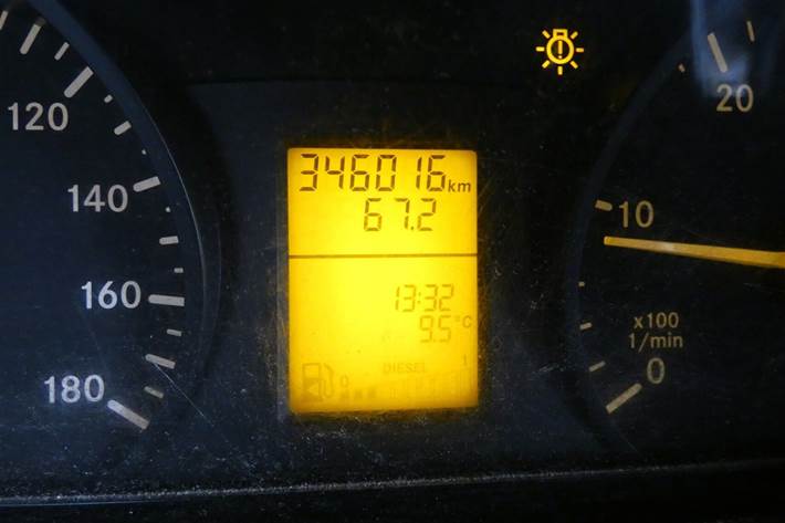 Sort Mercedes Sprinter 216 fra 2011