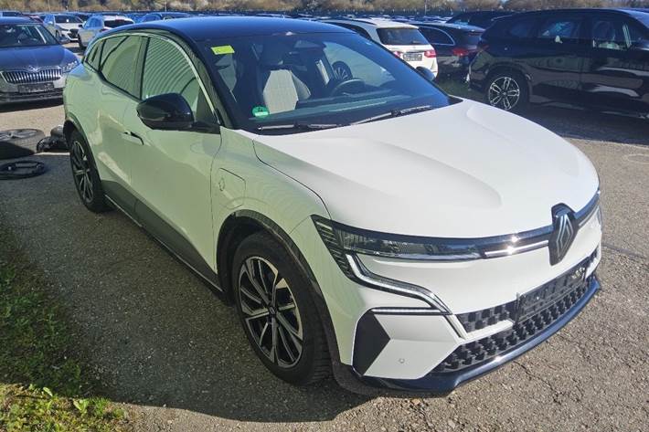 Hvid Renault Megane E-Tech fra 2023