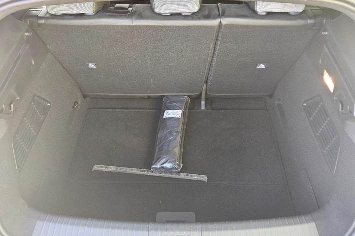 Hvid Renault Megane E-Tech fra 2023