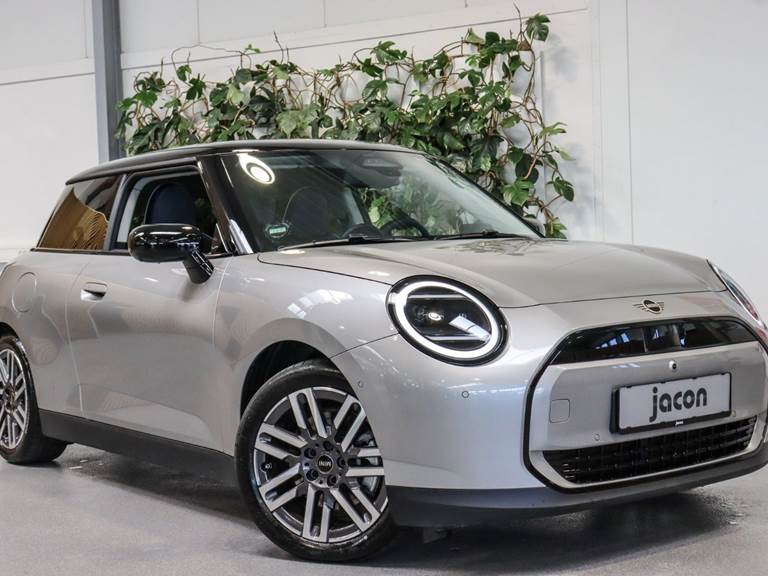 Mini Cooper E Classic Trim L