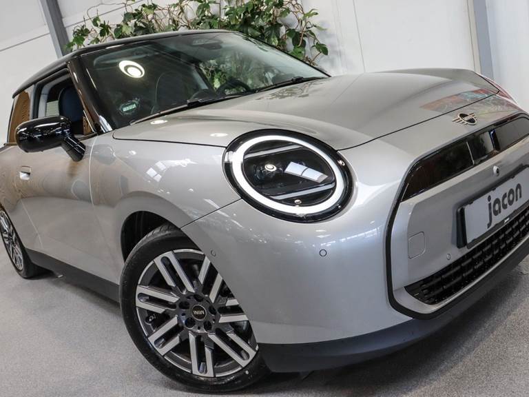 Mini Cooper E Classic Trim L