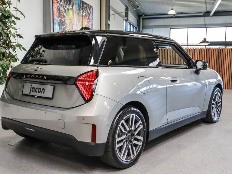 Mini Cooper E Classic Trim L