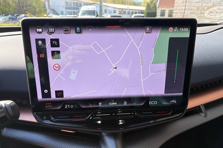 Blå Cupra Tavascan fra 2025