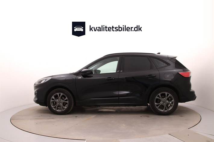 Sort Ford Kuga fra 2023