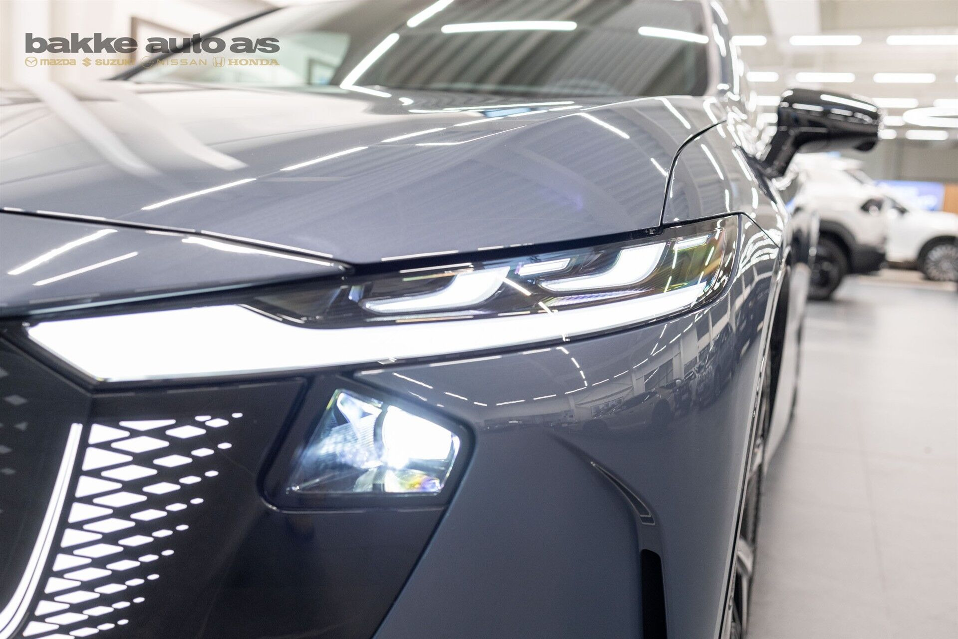 Grå Mazda 6e fra 2026