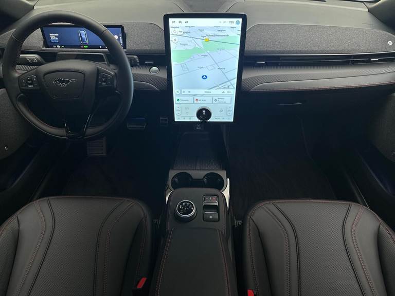 Ford Mustang Mach-E EL UR Premium AWD 351HK 5d Aut.