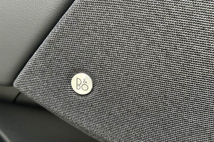 Hvid Ford Mustang Mach-E fra 2025