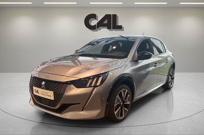 Grå Peugeot e-208 fra 2023