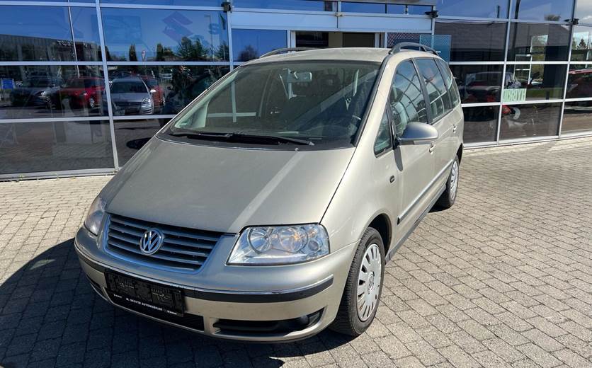 VW Sharan 1,8 Turbo Trendline Tiptr. 150HK Aut.