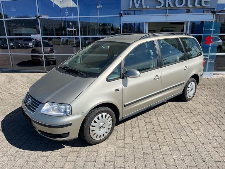 VW Sharan 1,8 Turbo Trendline Tiptr. 150HK Aut.