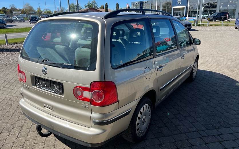 VW Sharan