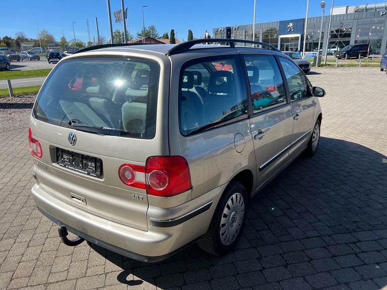 VW Sharan 1,8 Turbo Trendline Tiptr. 150HK Aut.