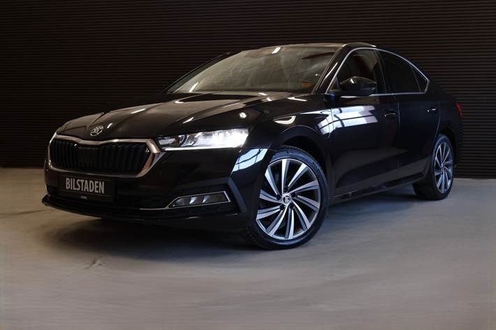 Sort Skoda Octavia fra 2022